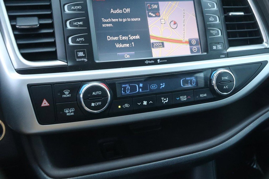 Used 2014 Toyota Highlander Limited AWD/4WD image 22