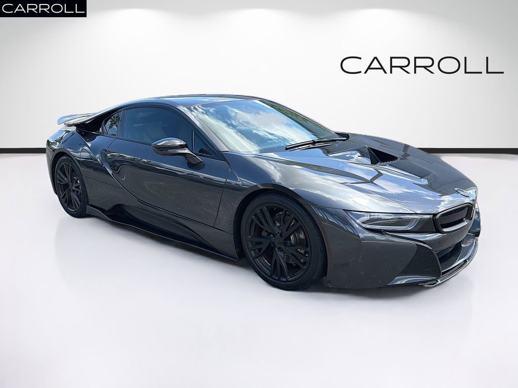 Used 2015 BMW i8 image 1