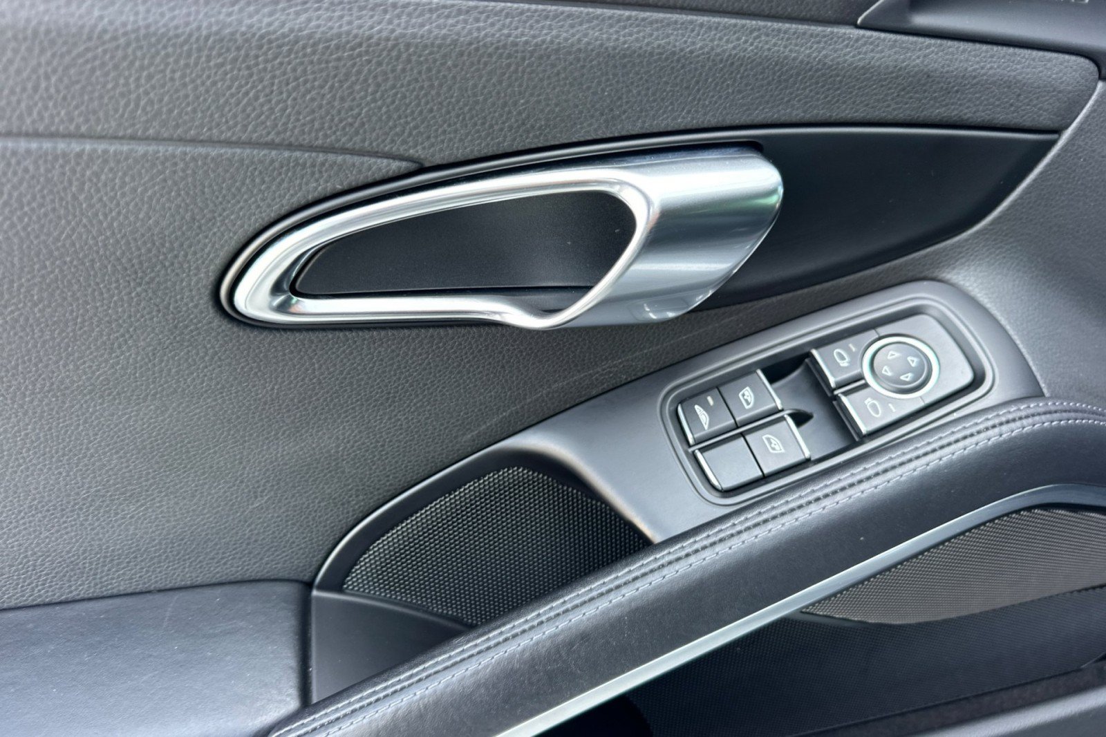 Certified 2017 Porsche 911 Carrera S RWD image 13