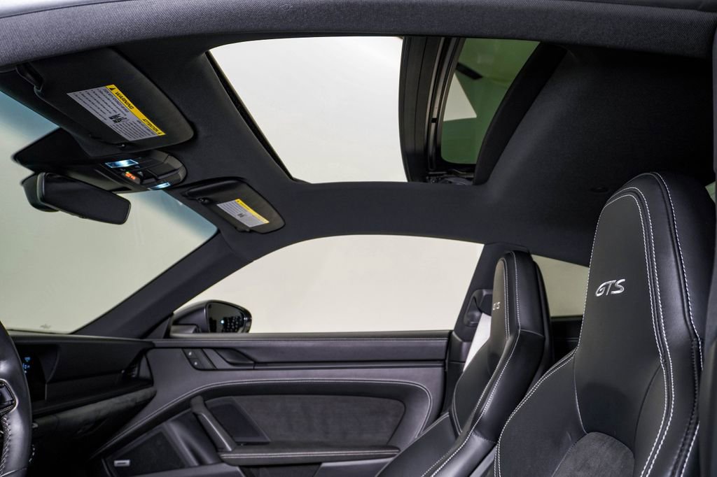 Certified 2022 Porsche 911 Carrera 4 GTS image 19
