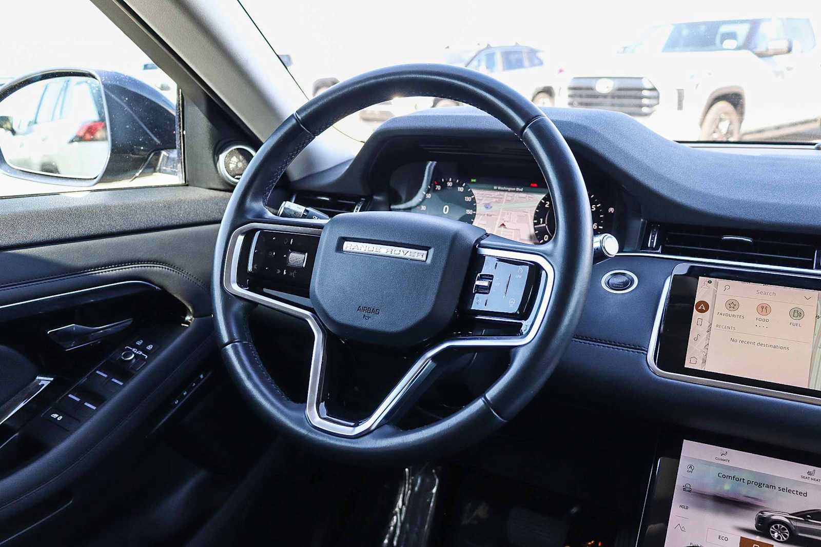 Used 2022 Land Rover Range Rover Evoque SE AWD/4WD image 16