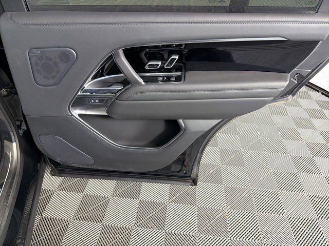 Used 2026 Land Rover Range Rover Long Wheelbase SE image 25