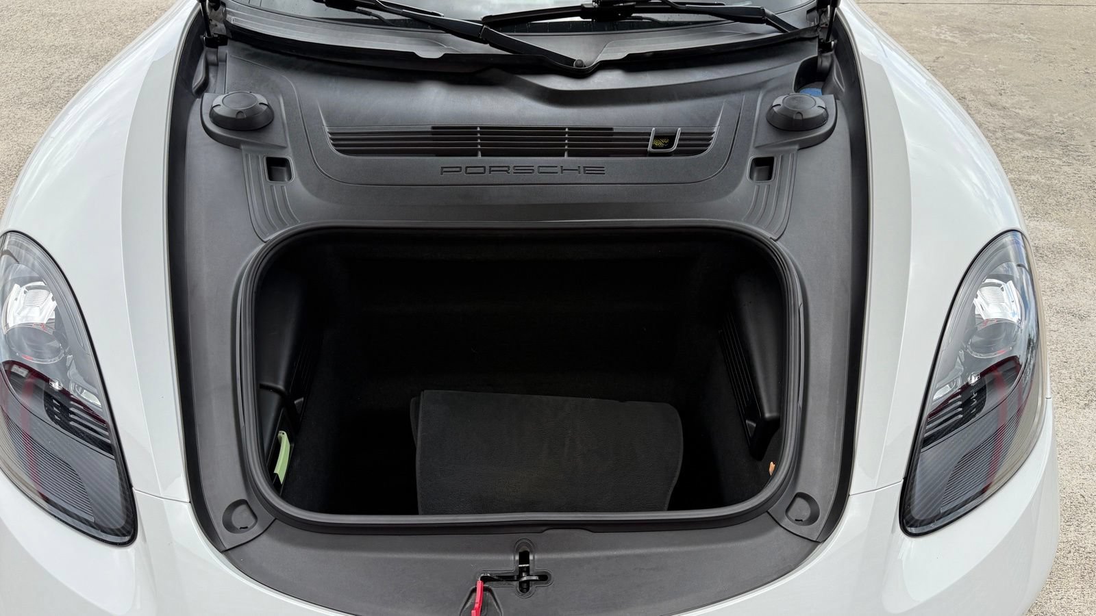 Used 2019 Porsche 718 Boxster RWD image 38