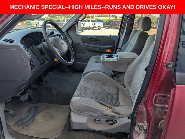 Used 2001 Ford F150 XLT AWD/4WD image 2