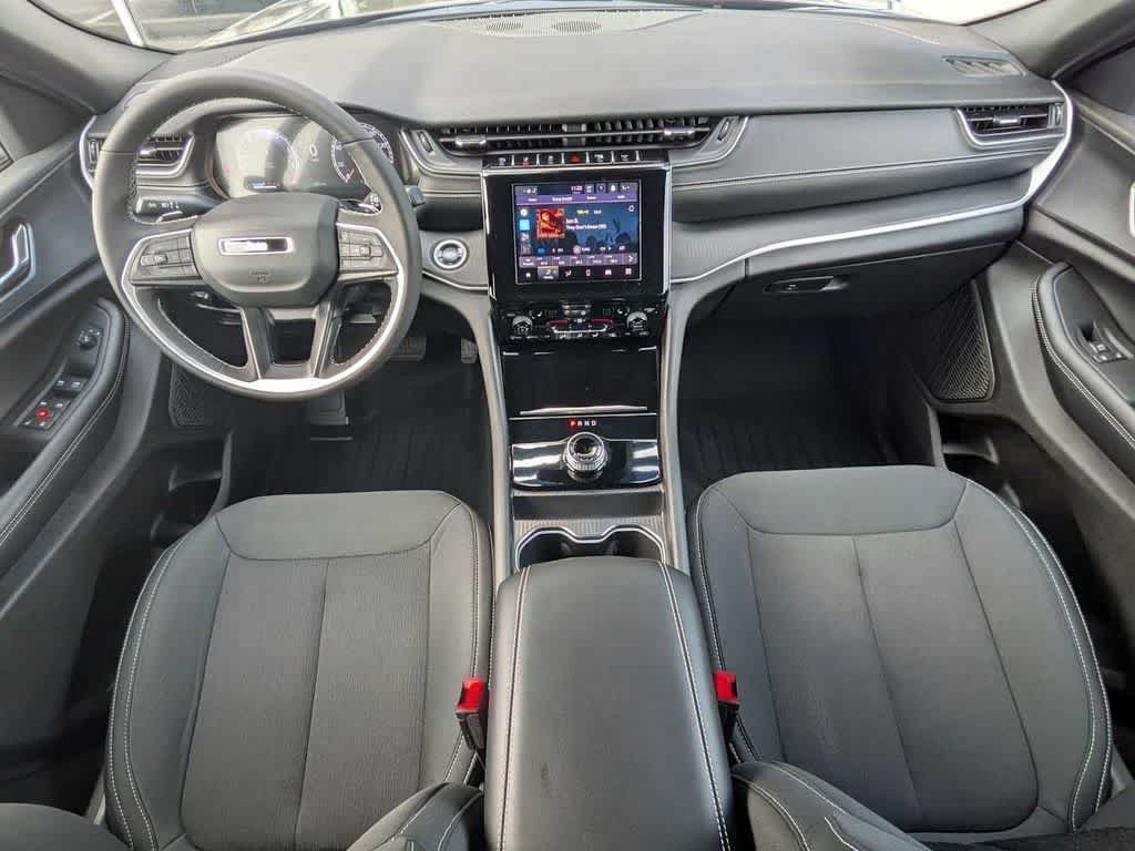 Certified 2025 Jeep Grand Cherokee Laredo X w/ Luxury Tech Group I AWD/4WD image 22