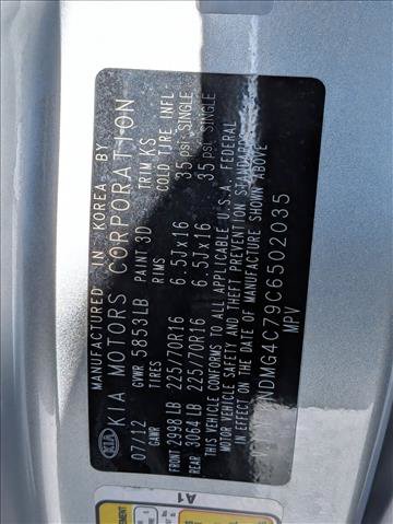 Used 2012 Kia Sedona LX FWD image 24