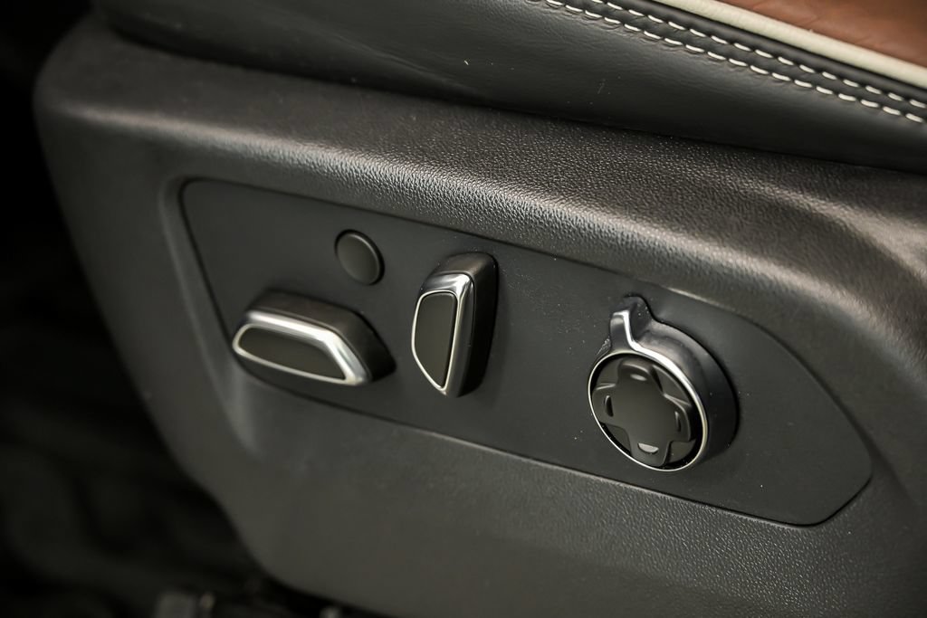 Used 2026 GMC Sierra 2500 Denali Ultimate AWD/4WD image 19