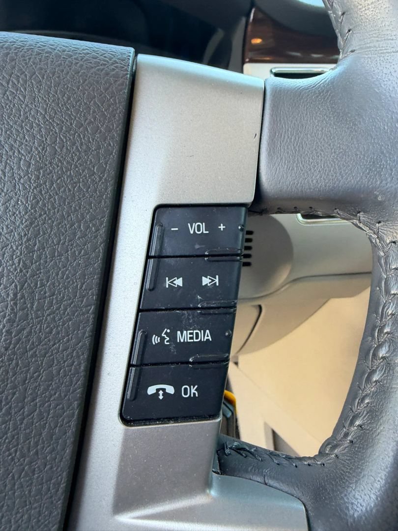 Used 2011 Ford Flex SEL w/ Rapid Spec Order Code FWD image 24