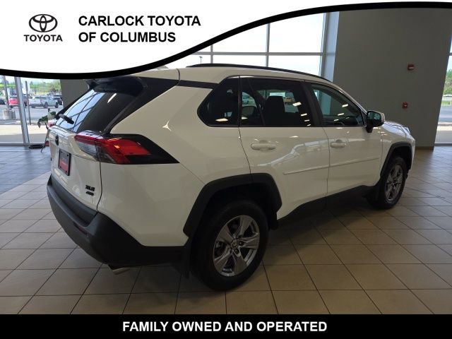 Used 2022 Toyota RAV4 XLE w/ Convenience Package AWD/4WD image 7