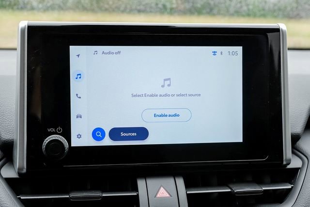 Used 2025 Toyota RAV4 XLE image 30