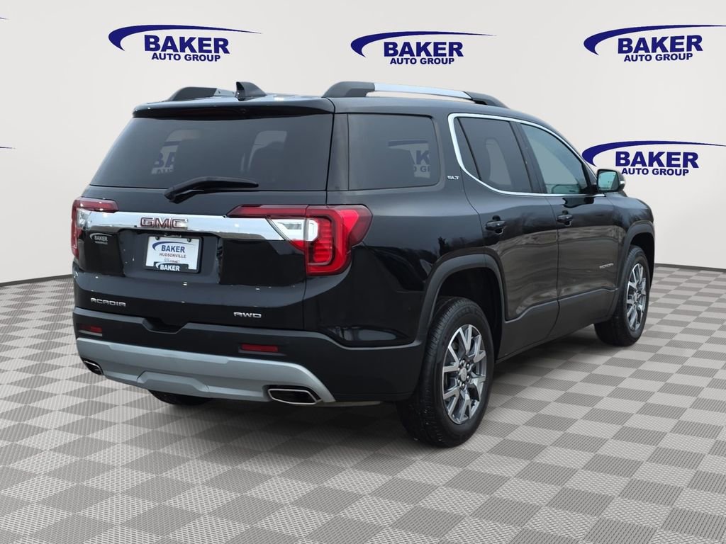 Certified 2023 GMC Acadia SLT w/ Preferred Package image 5
