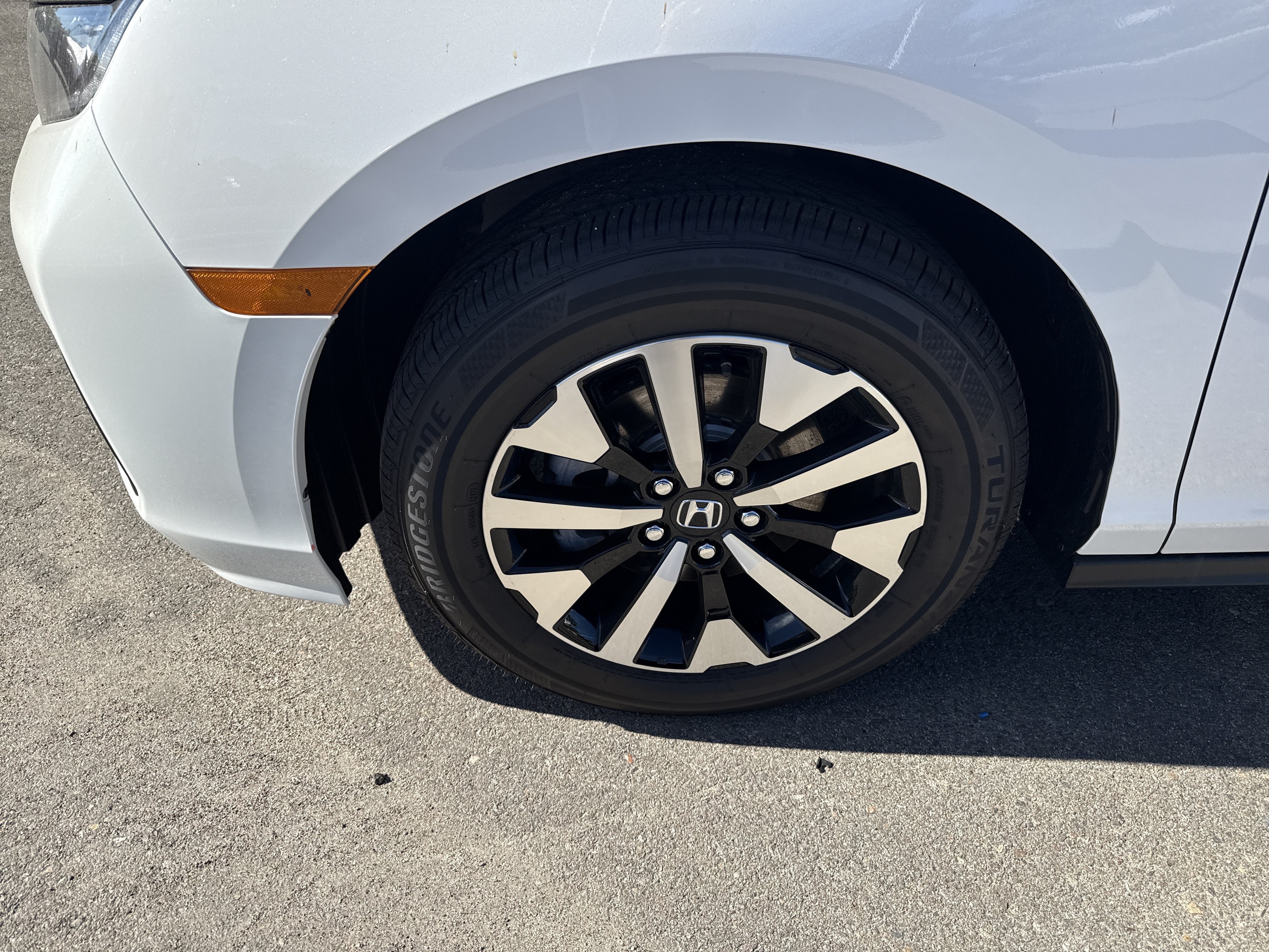 New 2026 Honda Odyssey EX-L image 12