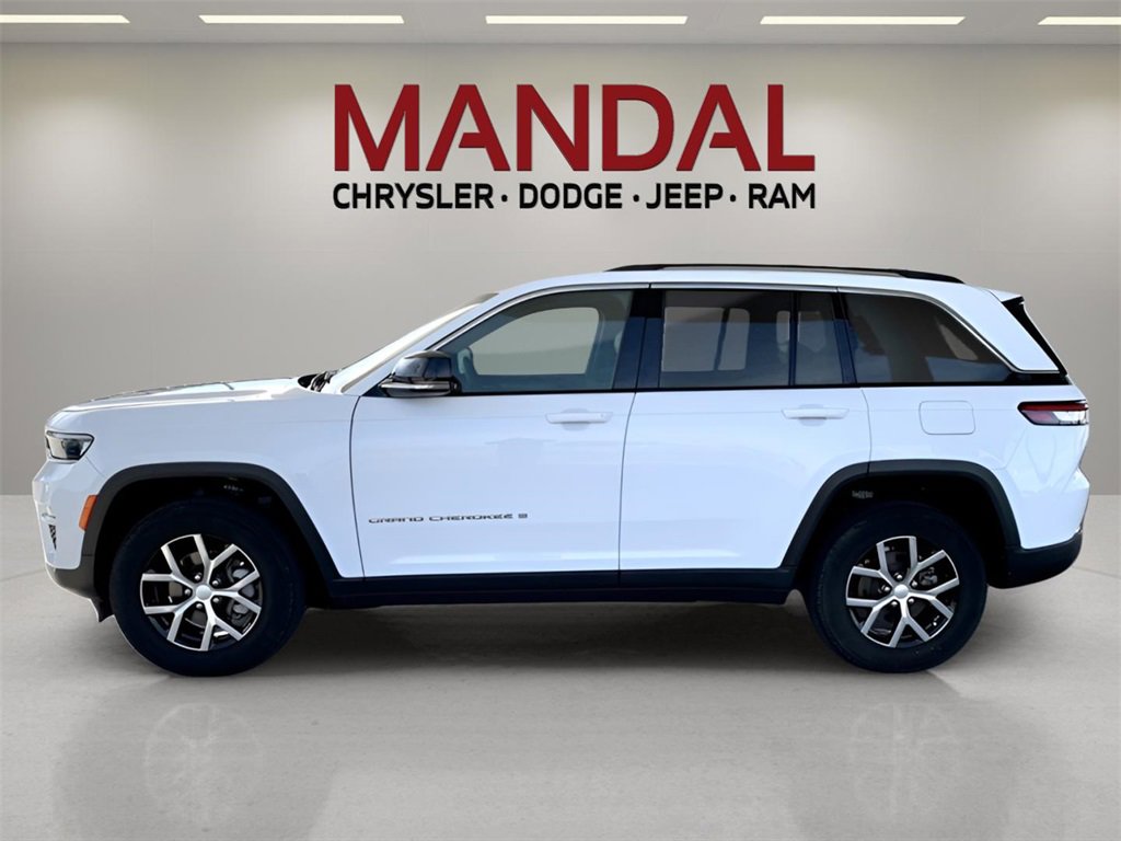 Used 2023 Jeep Grand Cherokee Limited image 9