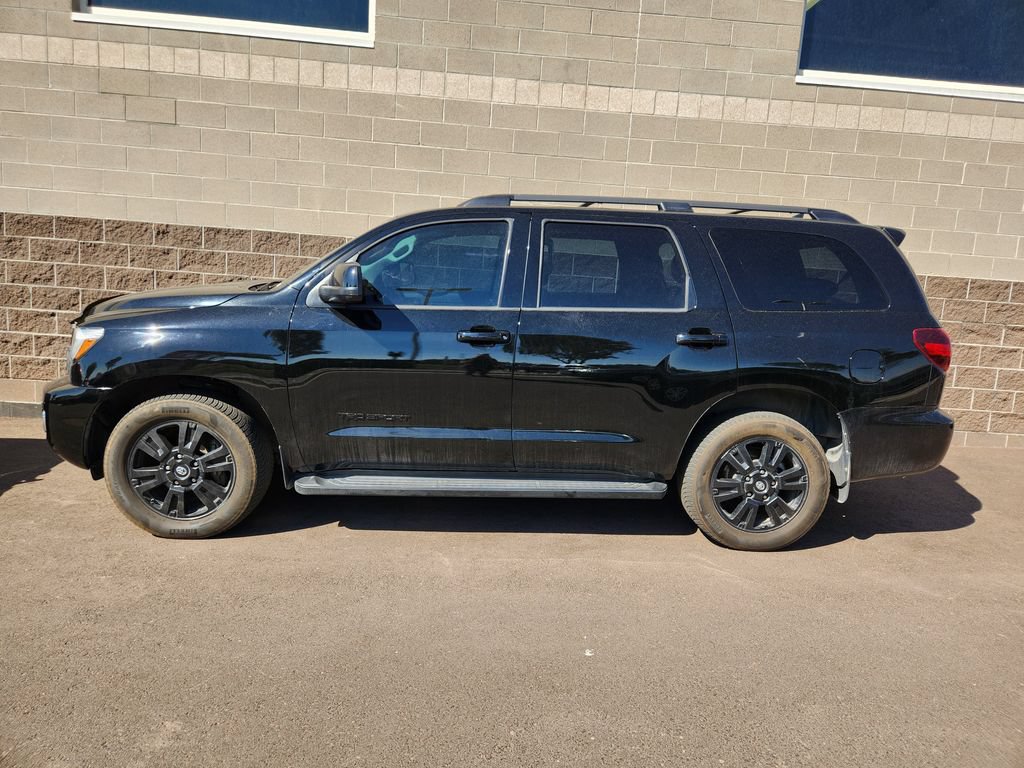 Used 2018 Toyota Sequoia TRD Sport AWD/4WD image 7