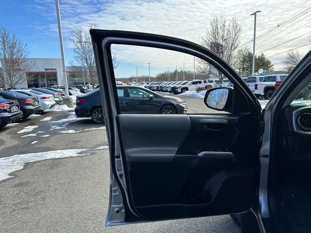 Certified 2019 Toyota Tacoma SR5 w/ SR5 Appearance Package (SM) image 22