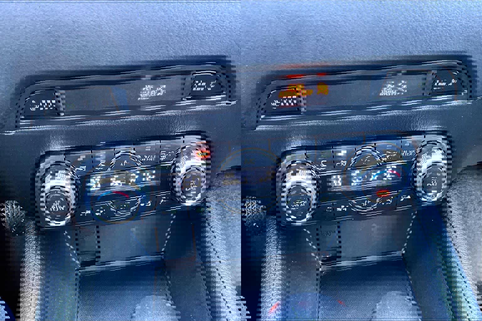 Used 2018 MAZDA CX-5 Touring image 32