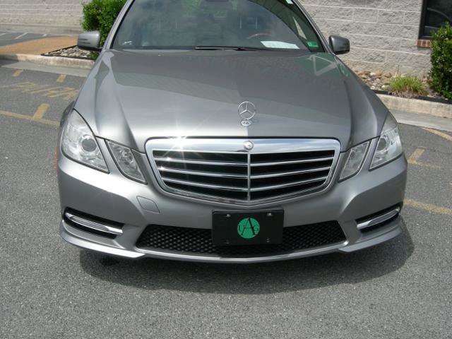 Used 2013 Mercedes-Benz E 350 Sedan image 2