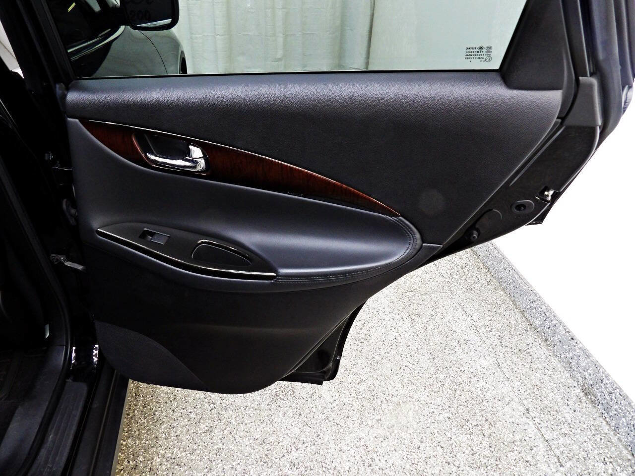 Used 2010 INFINITI EX35 Journey image 12