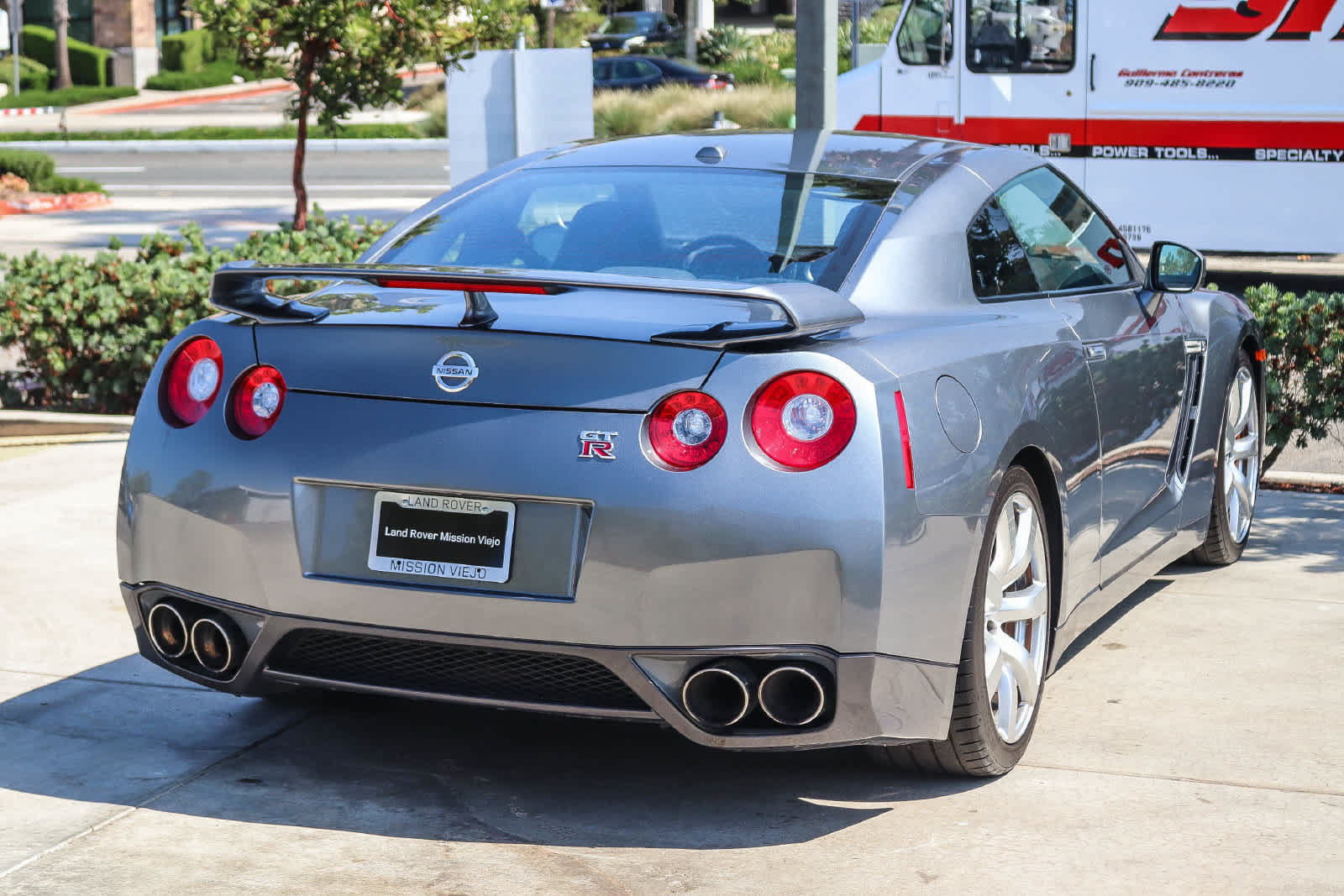 Used 2009 Nissan GT-R Premium AWD/4WD image 6