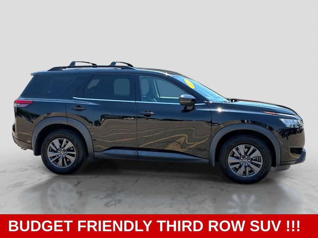 Certified 2022 Nissan Pathfinder SV FWD image 8