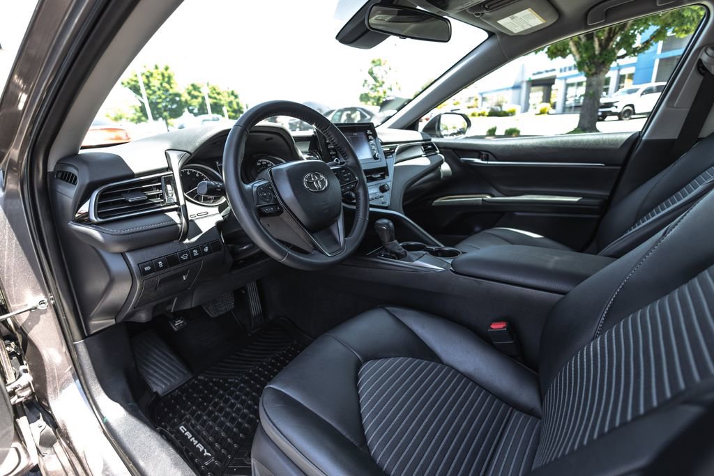 Used 2024 Toyota Camry SE FWD image 16