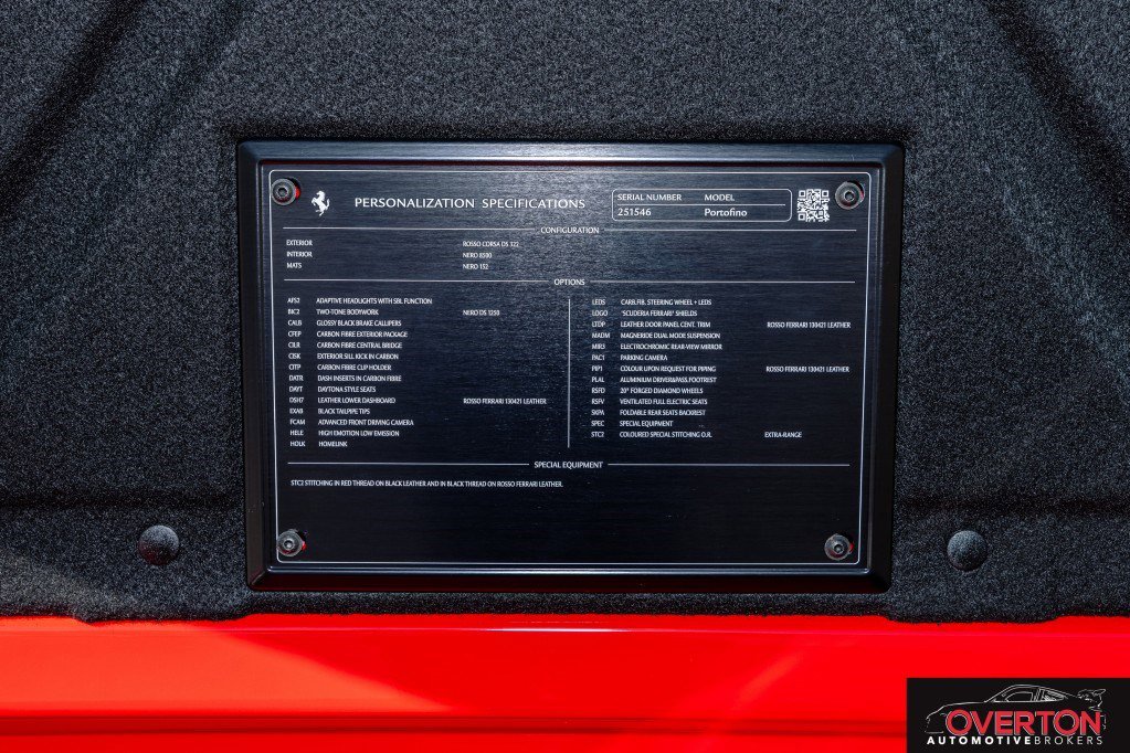 Used 2020 Ferrari Portofino RWD image 44