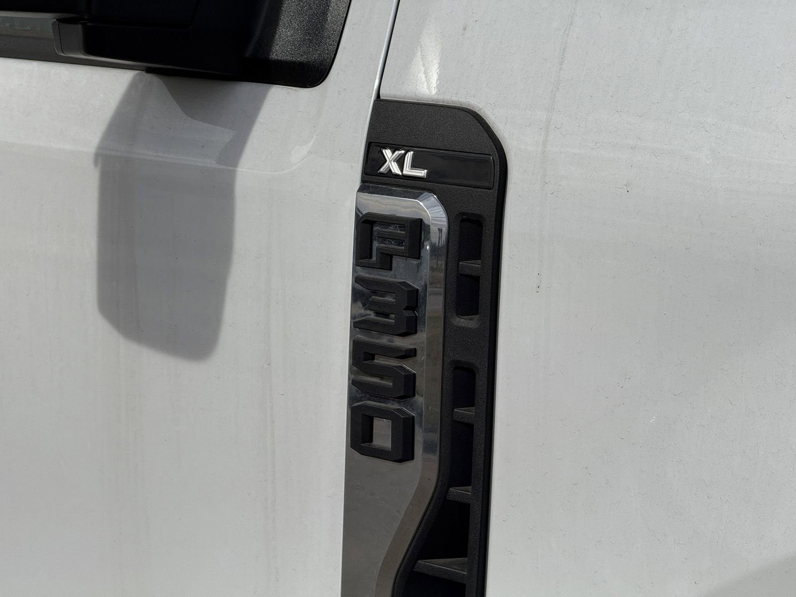 New 2025 Ford F350 XL w/ XL Chrome Package image 8