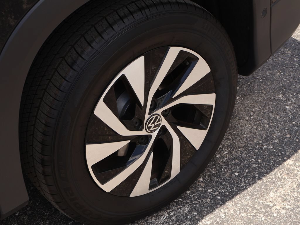 Used 2025 Volkswagen Tiguan S AWD/4WD image 41