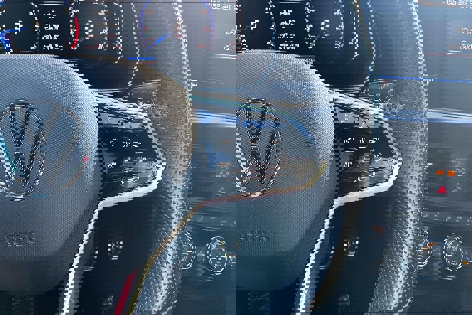 Used 2024 Volkswagen Jetta GLI Autobahn image 25