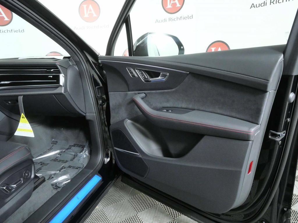 New 2026 Audi SQ7 Prestige AWD/4WD image 12