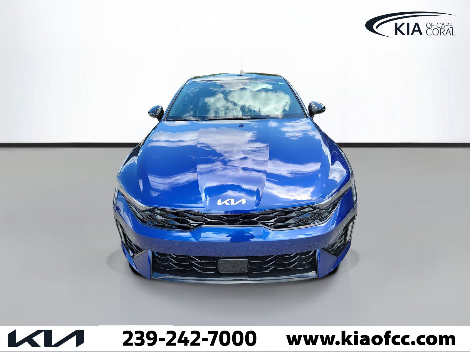 Used 2025 Kia K5 GT-Line w/ GT-Line Premium Package FWD image 2