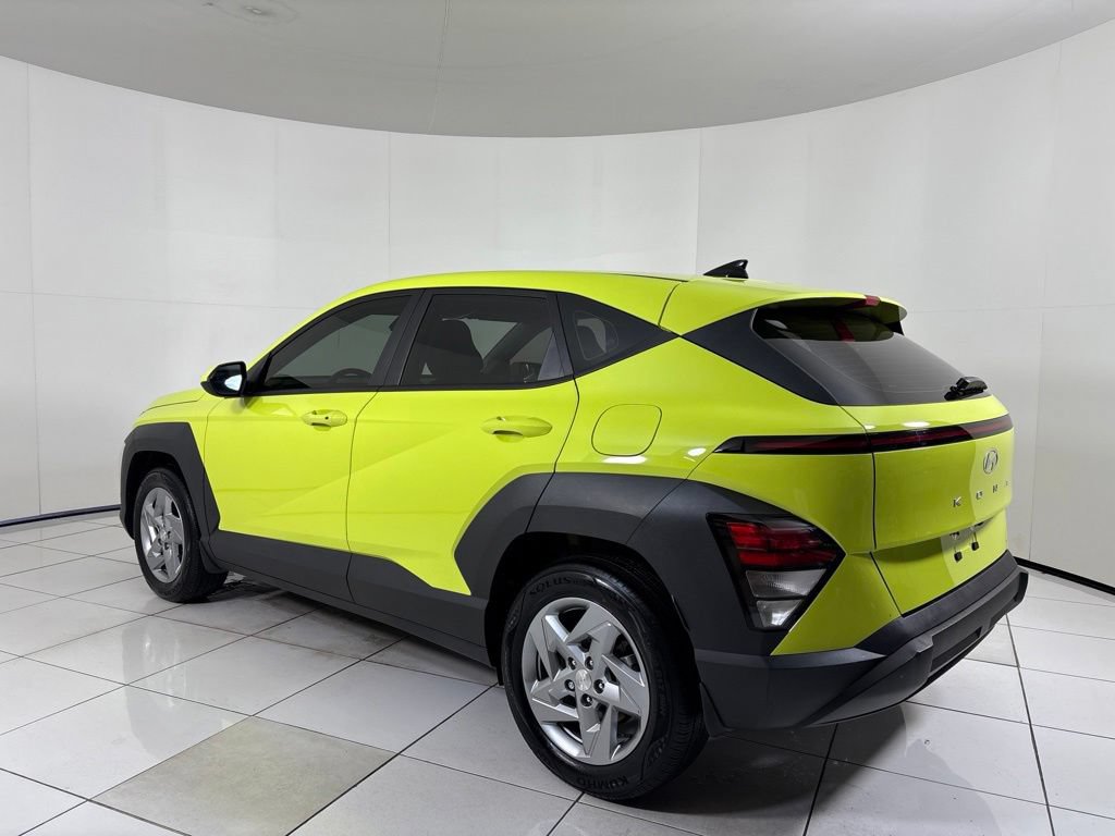 Used 2025 Hyundai Kona SE FWD image 3