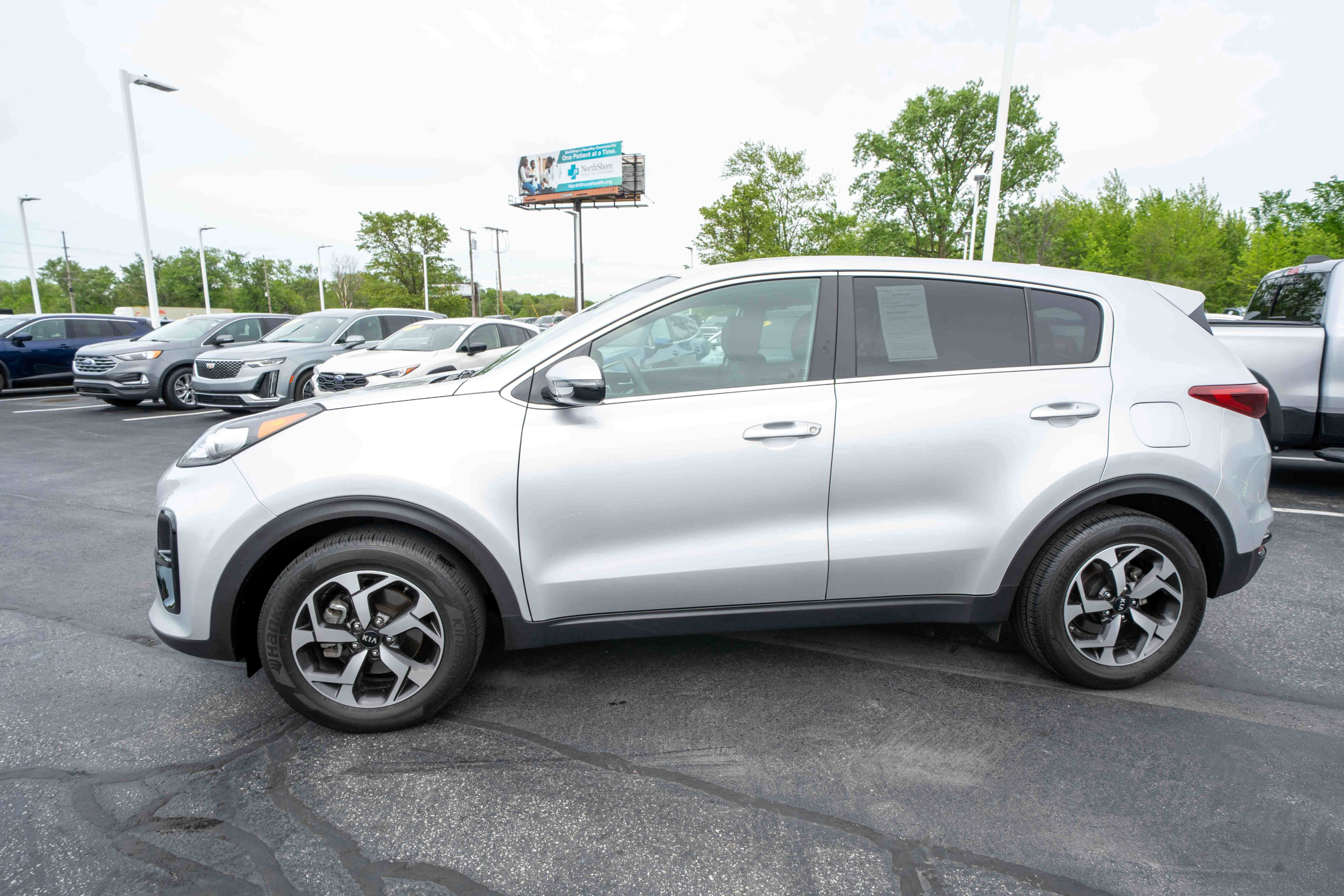 Used 2021 Kia Sportage LX w/ LX Fwd Popular Package image 3
