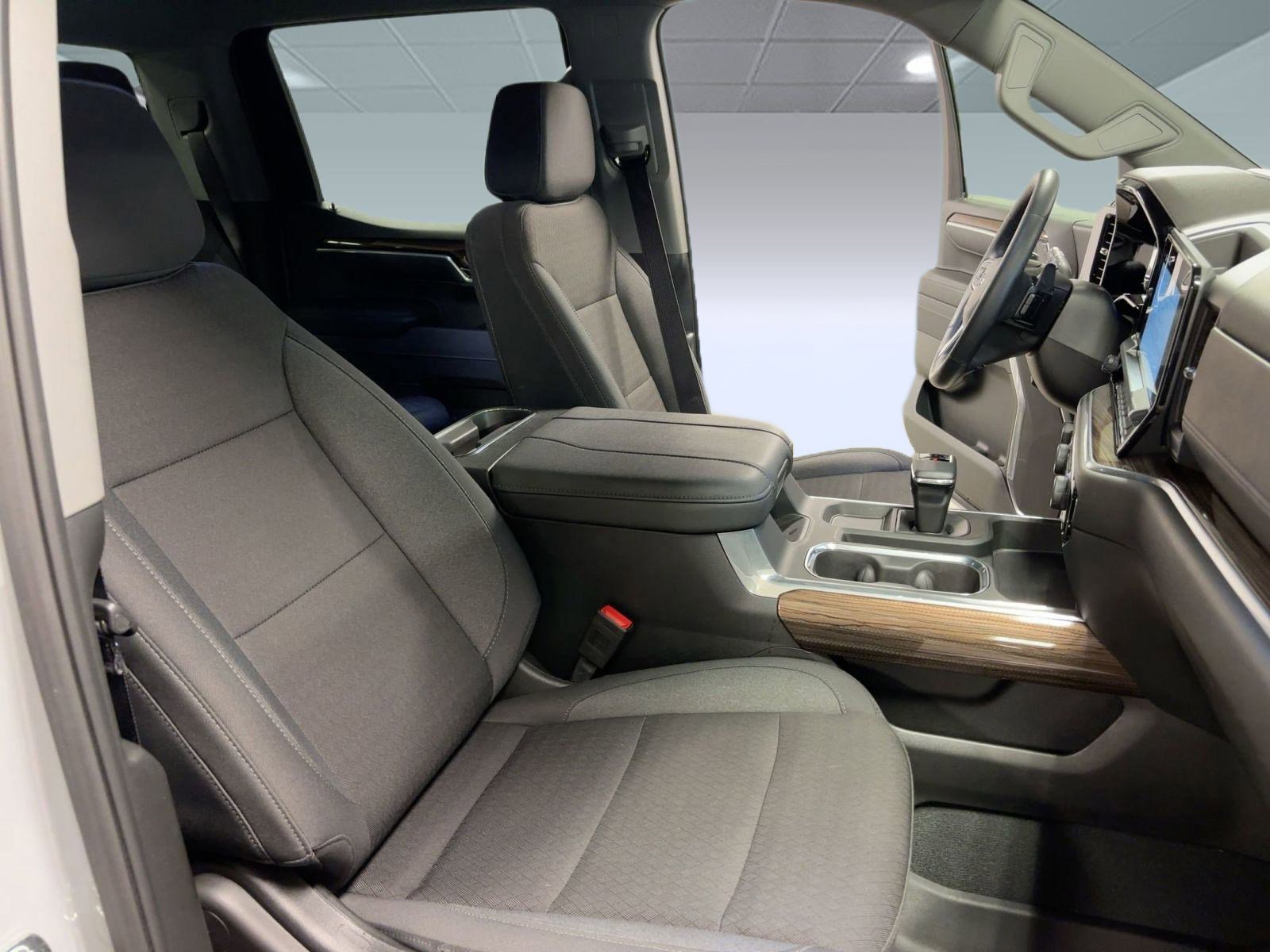 Certified 2025 Chevrolet Silverado 1500 RST w/ Protection Package image 31