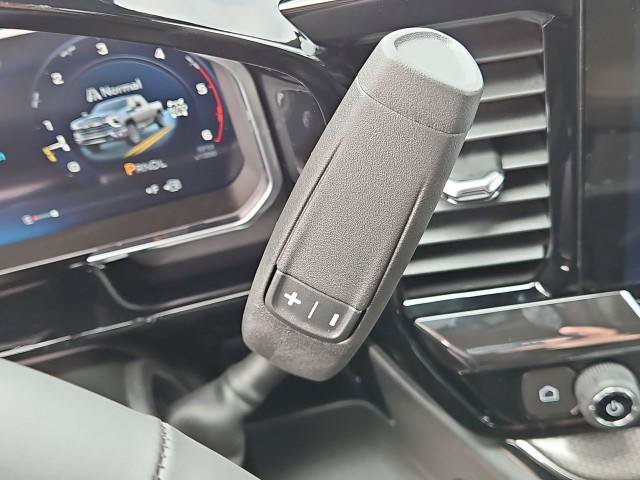 New 2026 Chevrolet Silverado 2500 ZR2 w/ LPO, Dark Essentials Package AWD/4WD image 16