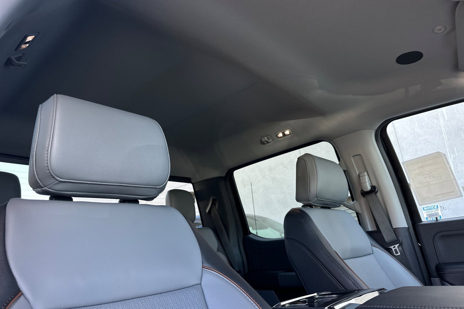 New 2025 Ford F150 Lariat w/ Equipment Group 502A High image 15