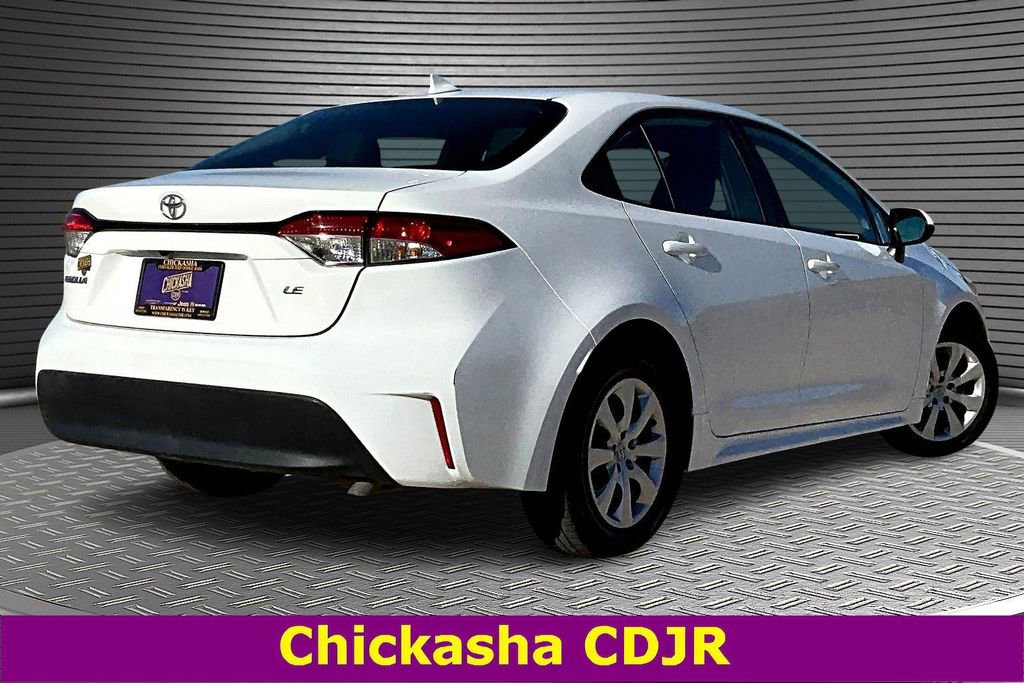 Used 2024 Toyota Corolla LE image 6