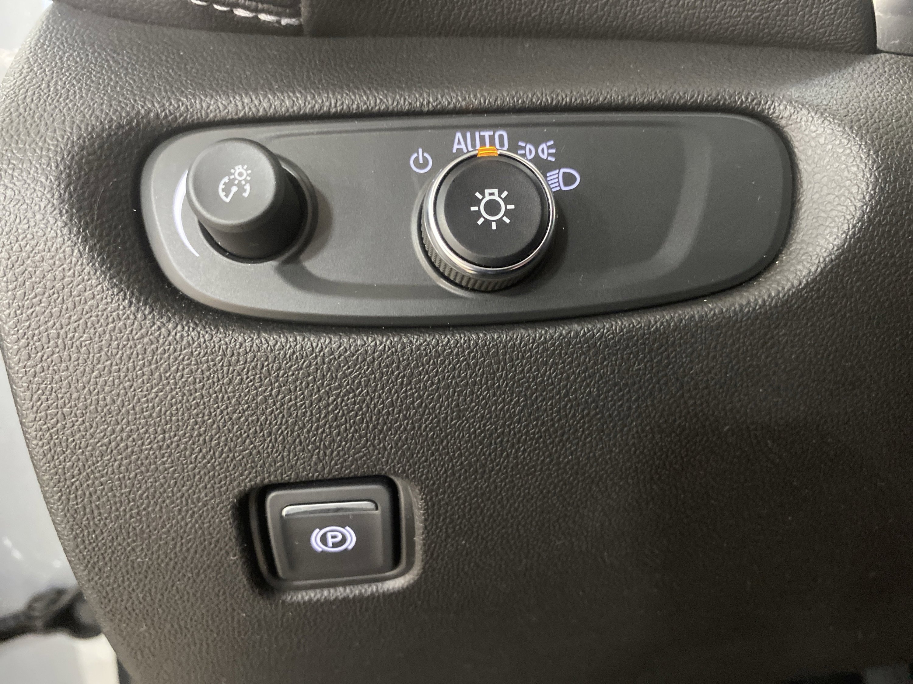 Used 2023 Chevrolet Blazer LT w/ Driver Confidence Package AWD/4WD image 21