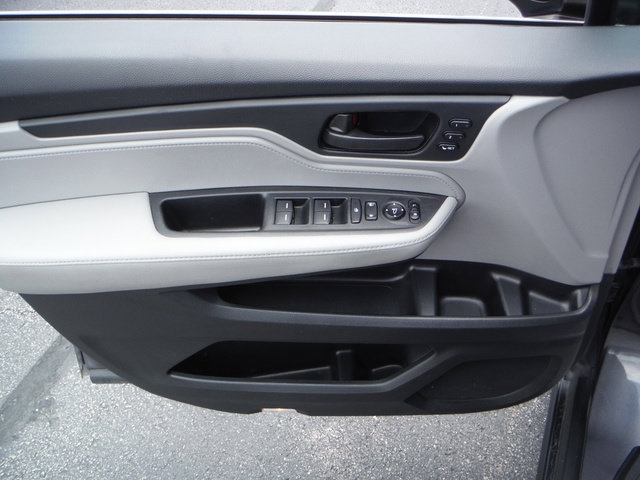Used 2019 Honda Odyssey EX-L image 18