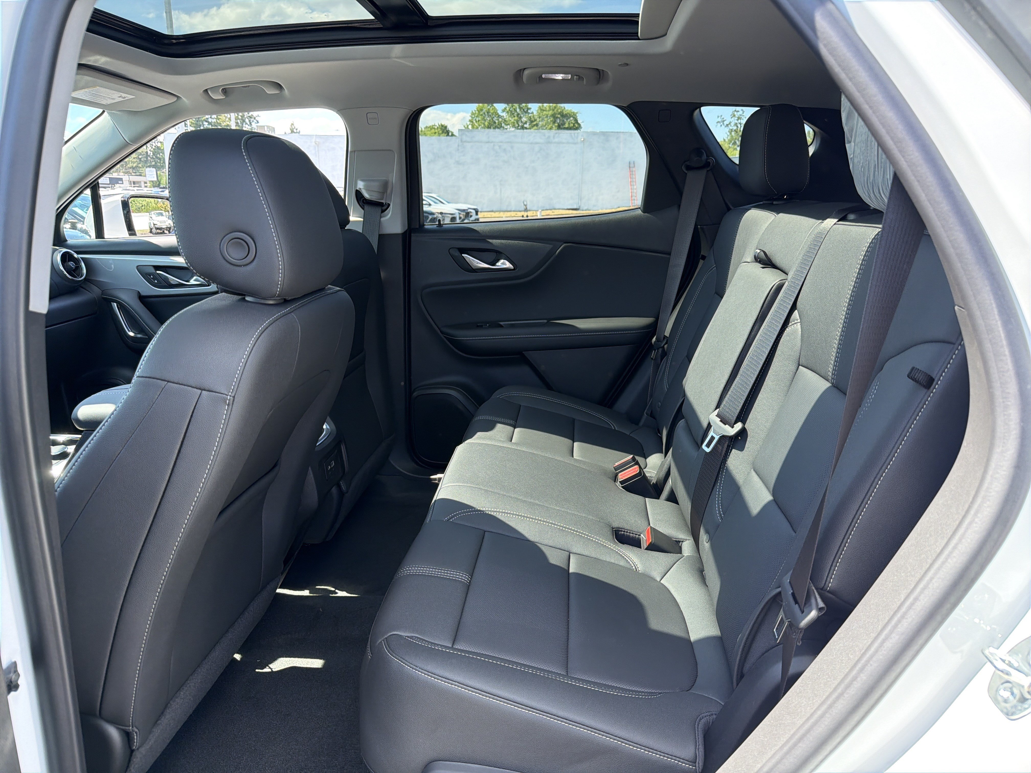 New 2026 Chevrolet Blazer LT AWD/4WD image 11