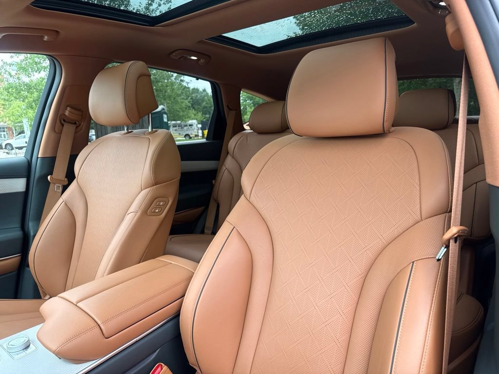 New 2026 Genesis GV80 2.5T Advanced AWD/4WD image 14