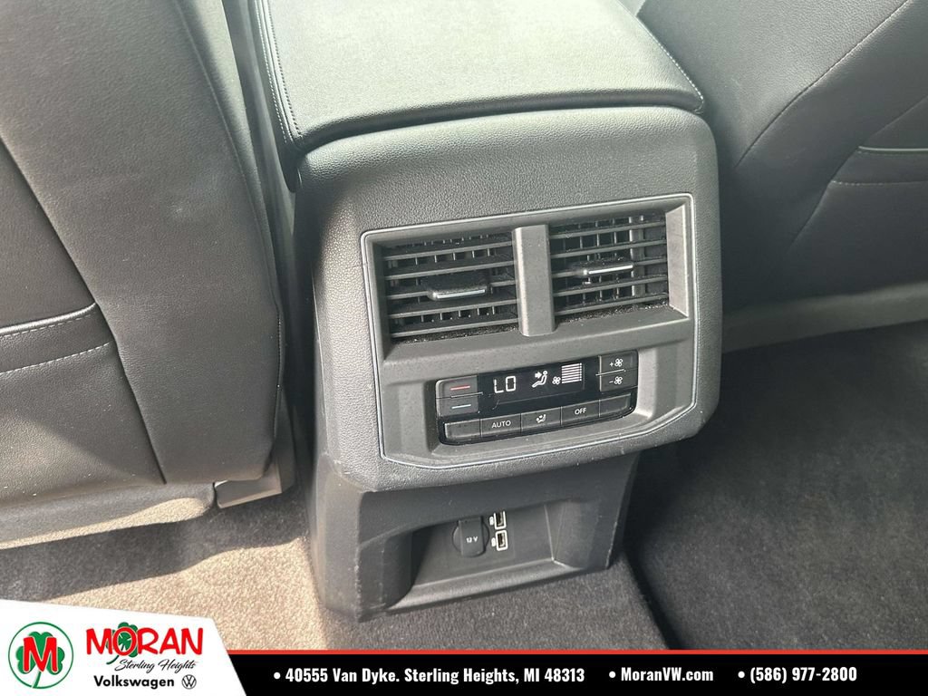 Used 2018 Volkswagen Atlas SE FWD image 13