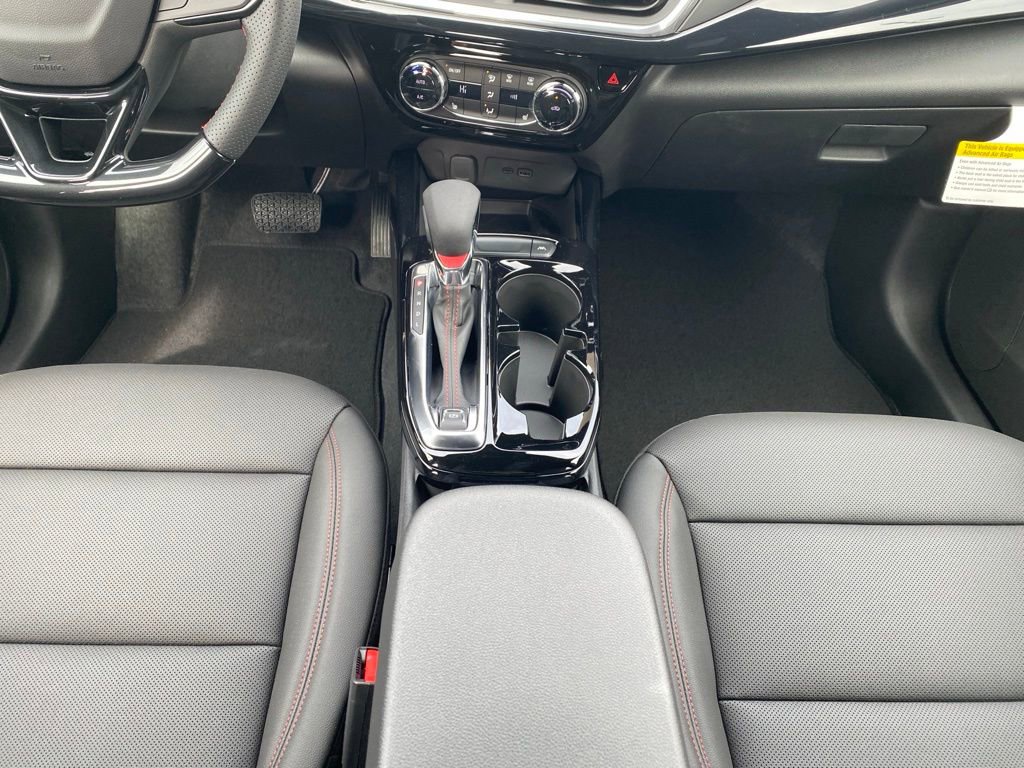 New 2026 Chevrolet Trax RS w/ Sunroof Package FWD image 15