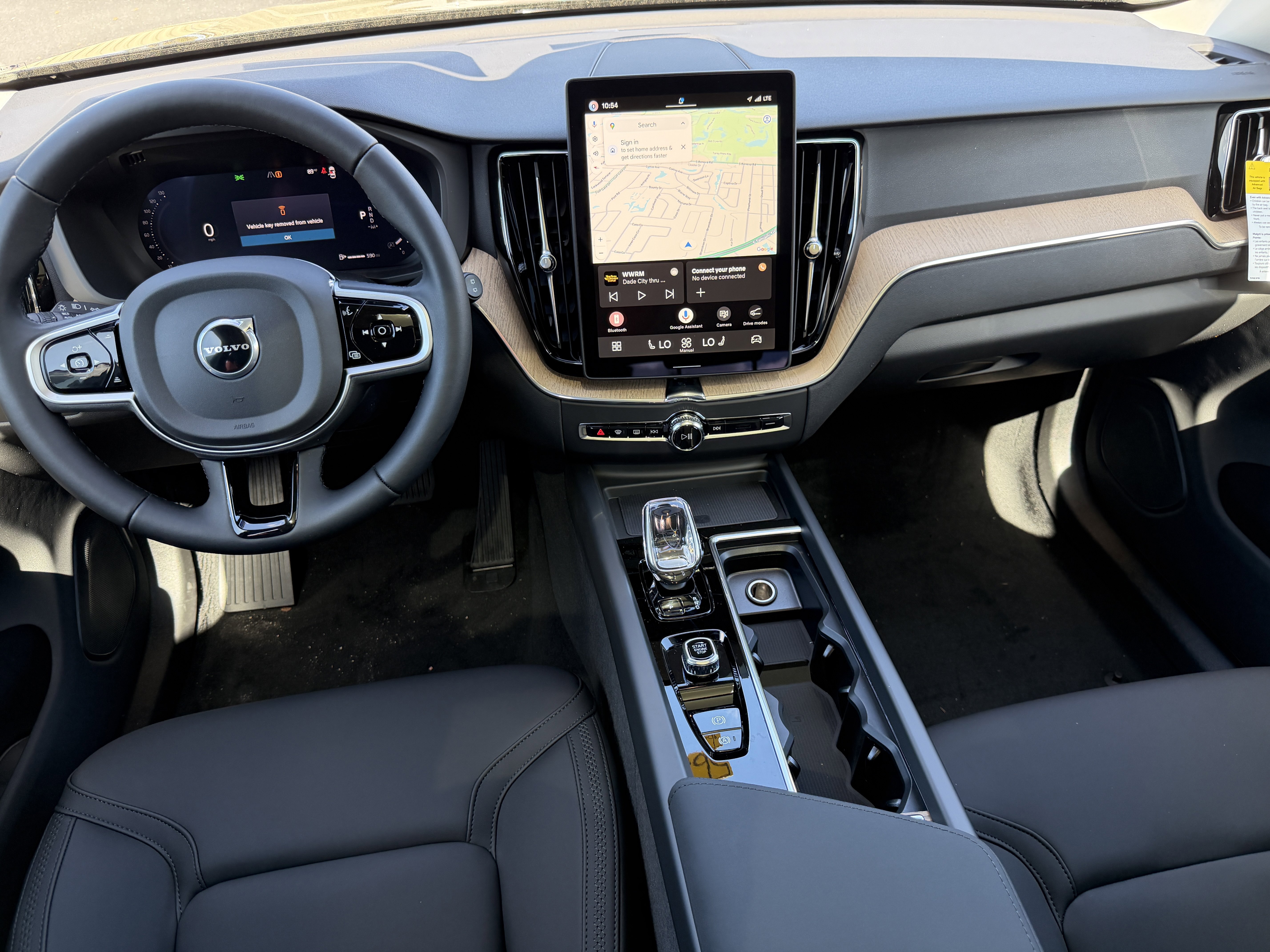 New 2026 Volvo XC60 B5 Core w/ Protection Package AWD/4WD image 12