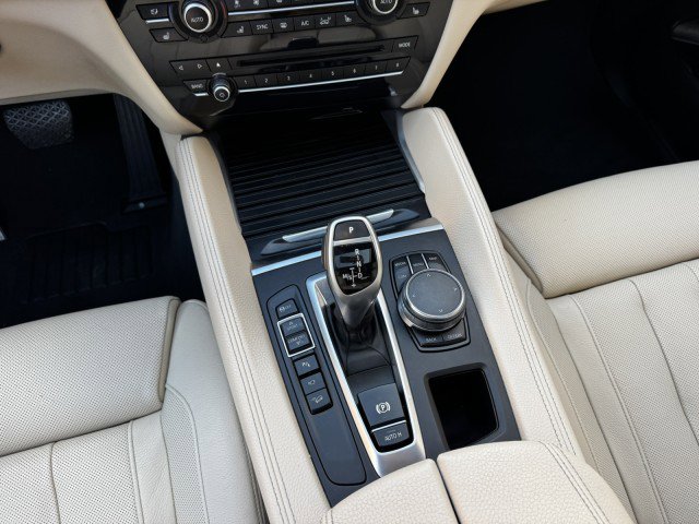 Used 2019 BMW X6 xDrive35i w/ M Sport Package image 28