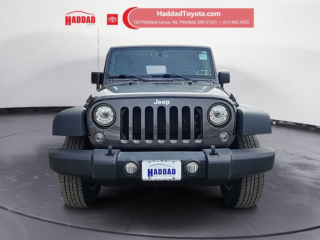 Used 2017 Jeep Wrangler Unlimited Rubicon w/ Cold Weather Group image 2