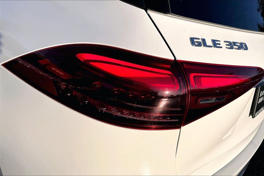 Certified 2025 Mercedes-Benz GLE 350 4MATIC image 32