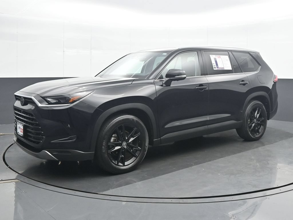 Used 2024 Toyota Grand Highlander AWD image 2