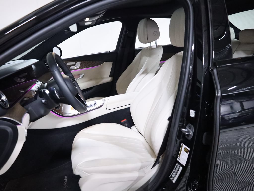 Used 2023 Mercedes-Benz E 350 4MATIC Sedan image 35