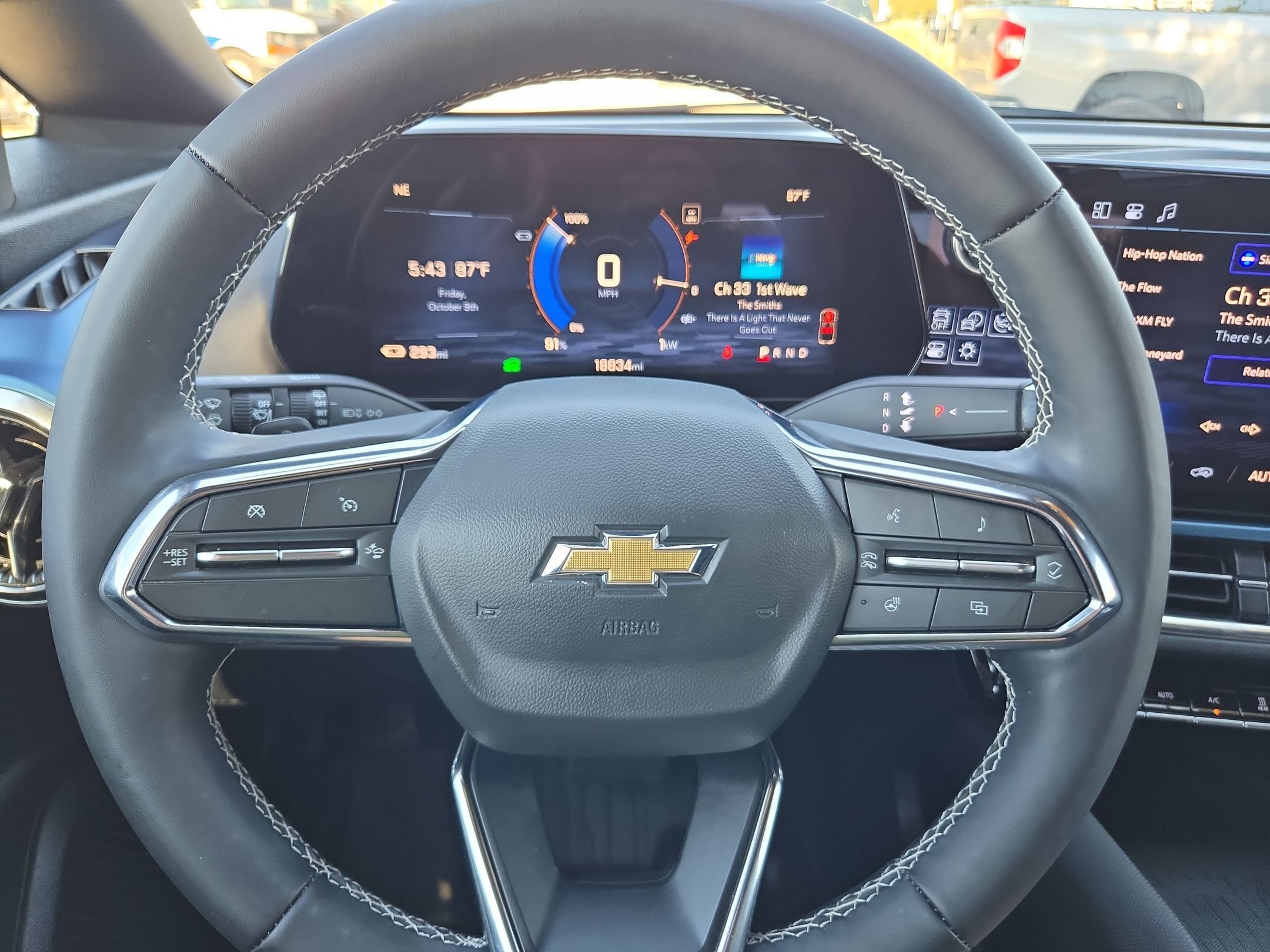 Certified 2024 Chevrolet Equinox EV LT FWD image 18